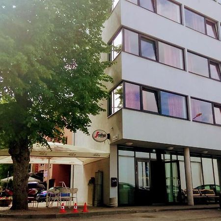 Carolina Hotel Parnu Ngoại thất bức ảnh