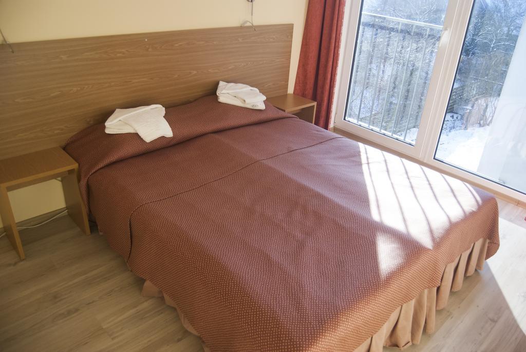 Carolina Hotel Parnu Ngoại thất bức ảnh